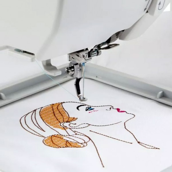 Фото 8: Janome Memory Craft 100E