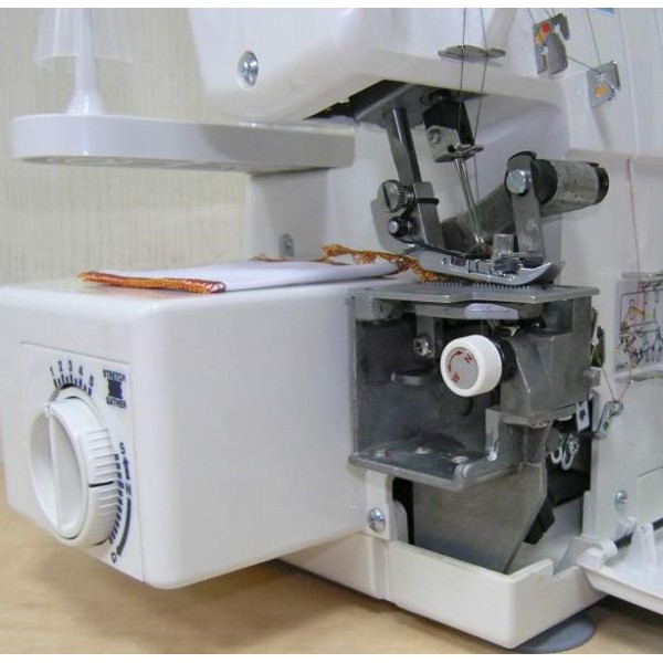 Фото 2: Hobby LockStitch 440D