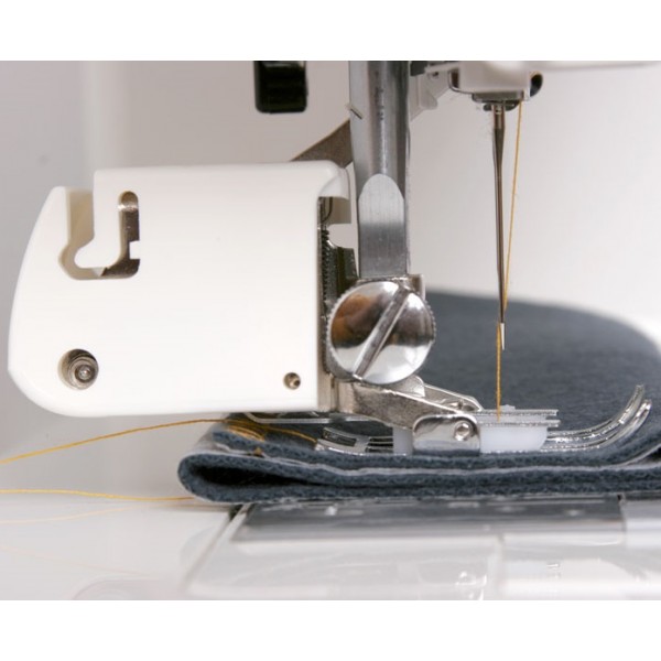 Фото 4: Janome QC1M