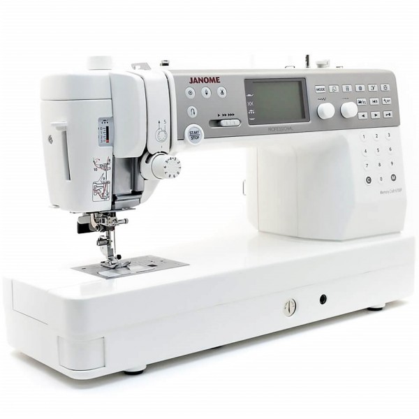 Фото 2: Janome Memory Craft 6700P