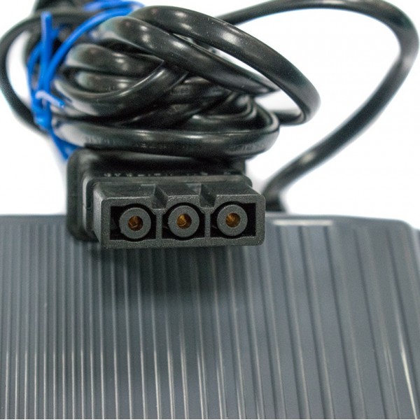 Фото 3: Педаль к швейным машинам Brother