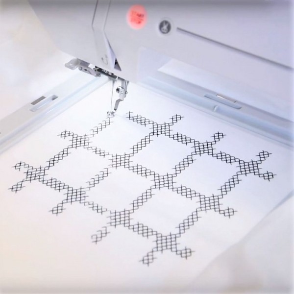 Фото 6: Janome Memory Craft 550E