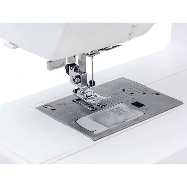 Фото 4: Janome Sewist 740 DC