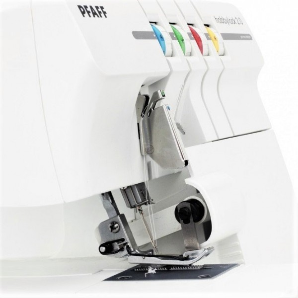 Фото 7: Pfaff HobbyLock 2.0
