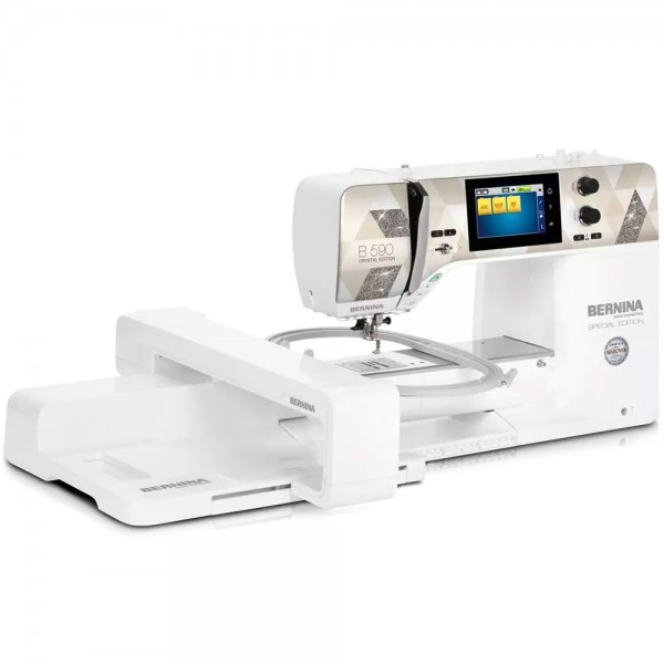 Фото 1: Bernina 590 Crystal Edition