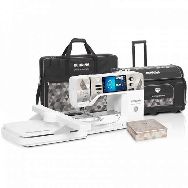 Фото 6: Bernina 790 Plus Crystal Edition