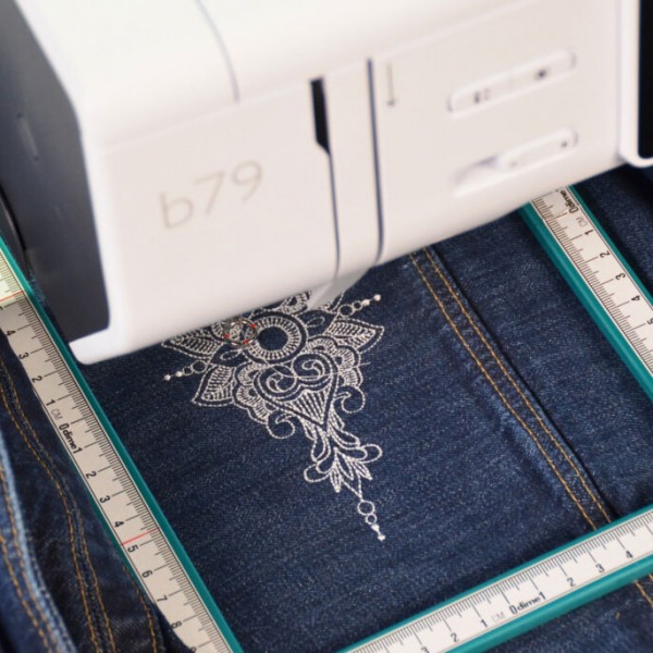 Фото 3: Пяльцы Bernette Snap Hoop Monster 5020210398 L 14х26 см