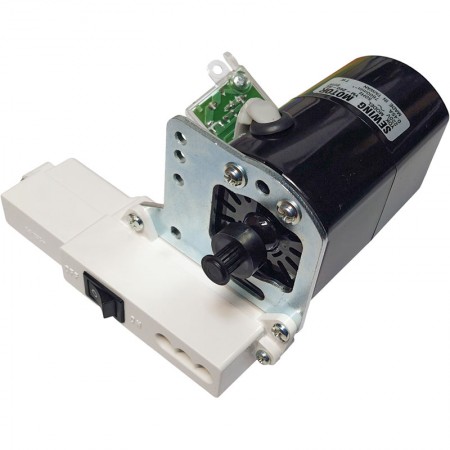 Двигатель в комплекте с пусковым гнездом Janome Cover Pro 796609405