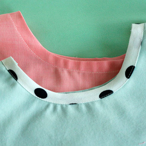 Как пришивать косую бейку: пошаговое руководство для идеальной отделки